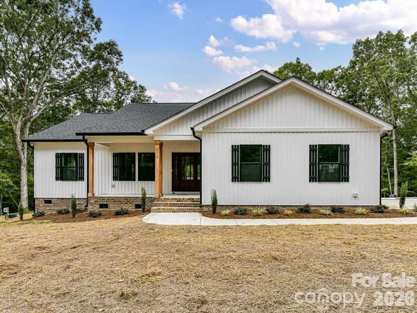 6720 Jesse Rushing Road, Marshville, NC 28103.  MLS# CAR4364742, YatesRealty ID 8120. 