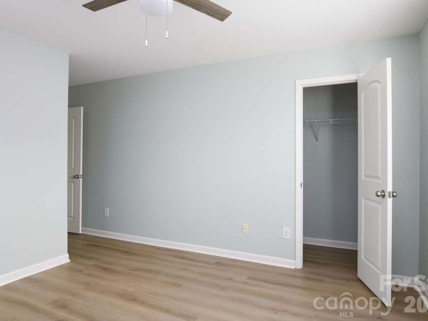 1150 Red Sage Road, Winston Salem, NC 27127.  MLS# CAR4364862, YatesRealty ID 8121. 