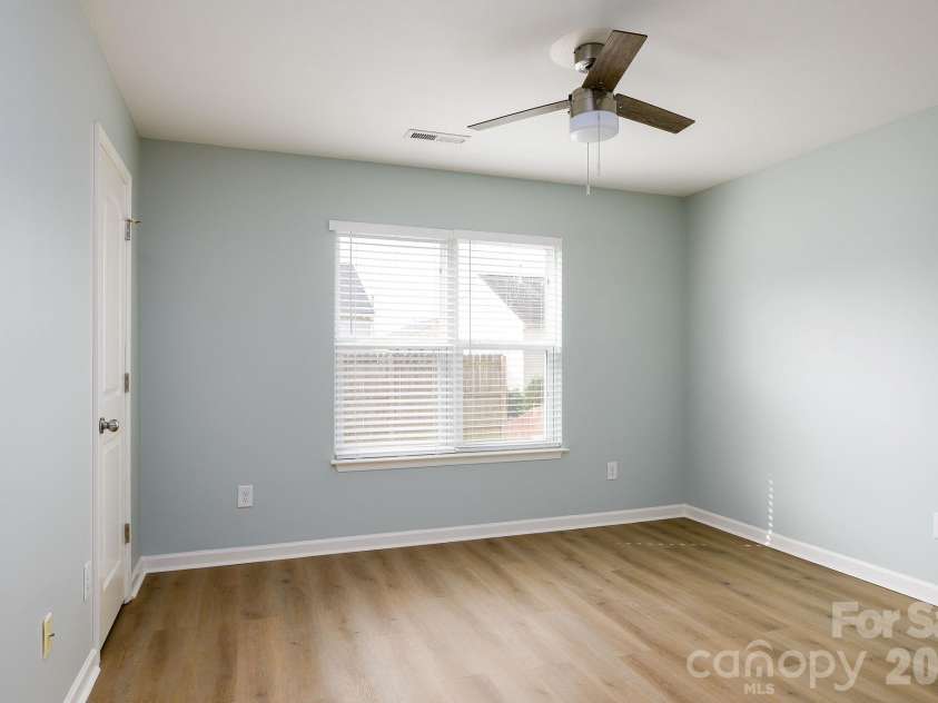 1150 Red Sage Road, Winston Salem, NC 27127.  MLS# CAR4364862, YatesRealty ID 8121. 