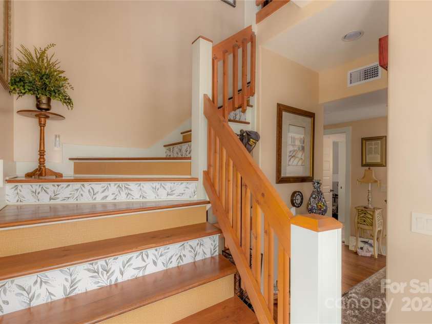 342 Big Rock Creek Drive, Bakersville, NC 28705.  MLS# CAR4121368, YatesRealty ID 8121. 