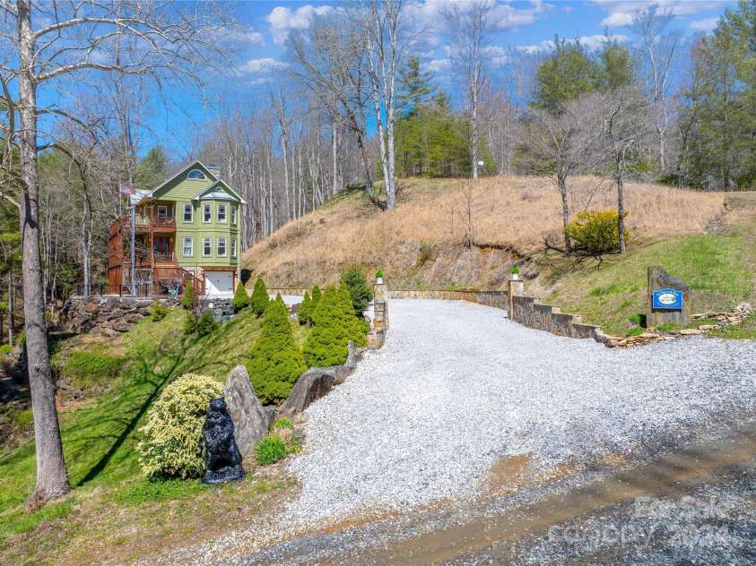 342 Big Rock Creek Drive, Bakersville, NC 28705.  MLS# CAR4121368, YatesRealty ID 8121. 