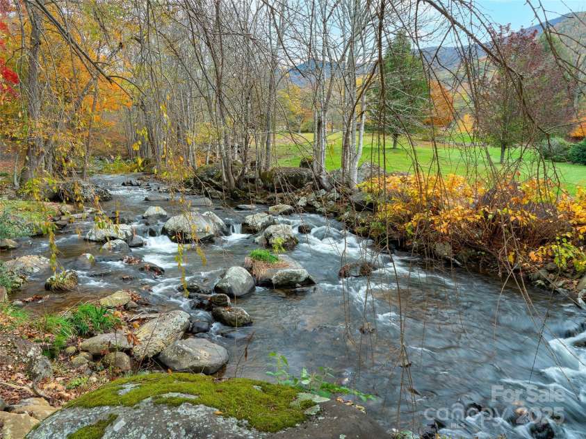 342 Big Rock Creek Drive, Bakersville, NC 28705.  MLS# CAR4329750, YatesRealty ID 8121. 