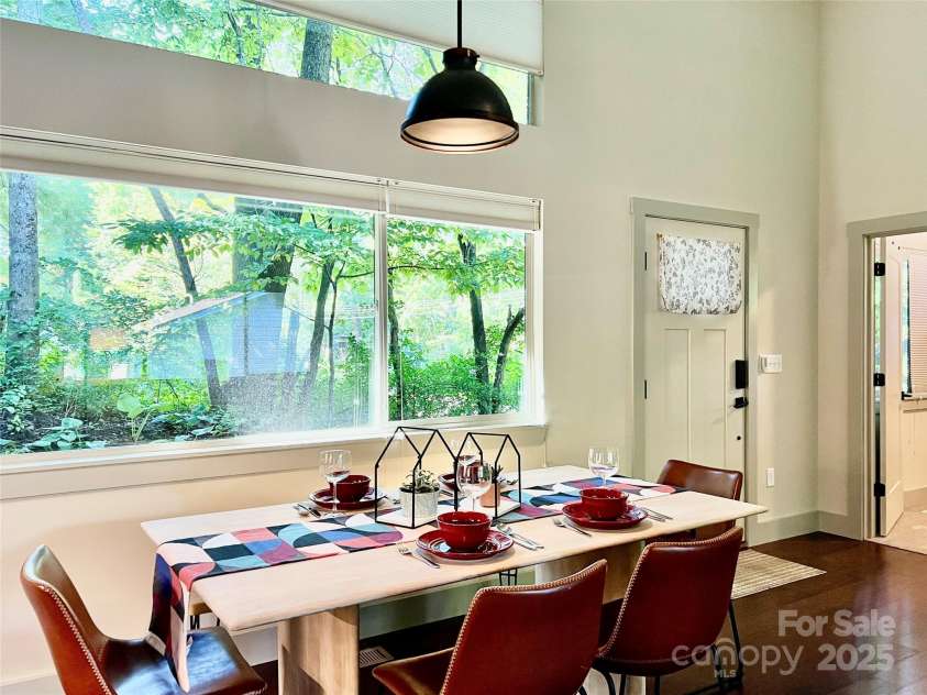 710 Rhododendron Avenue, Black Mountain, NC 28711.  MLS# CAR4243469, YatesRealty ID 8122. 