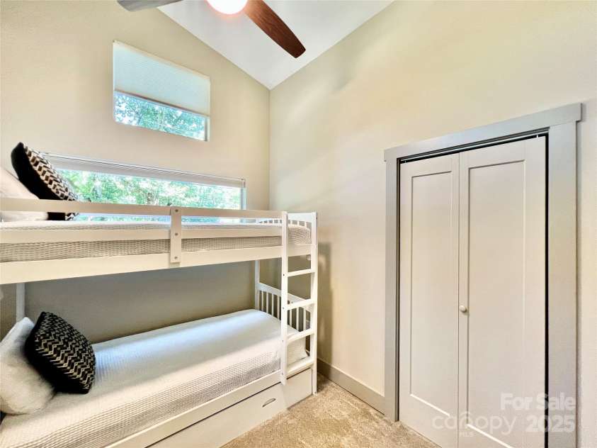 710 Rhododendron Avenue, Black Mountain, NC 28711.  MLS# CAR4243469, YatesRealty ID 8122. 