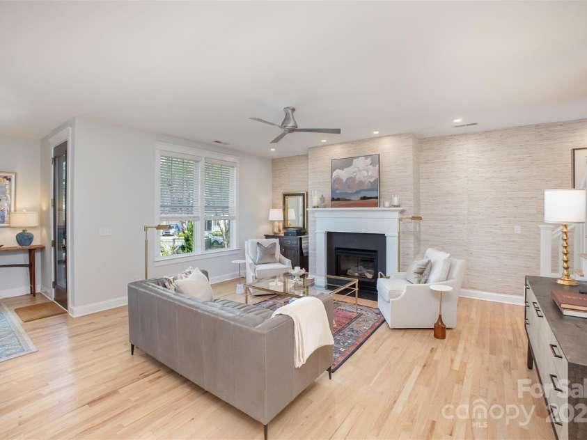 107 Iris Meadow Drive, Mooresville, NC 28115.  MLS# CAR4243383, YatesRealty ID 8123. 