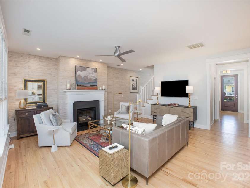 107 Iris Meadow Drive, Mooresville, NC 28115.  MLS# CAR4243383, YatesRealty ID 8123. 