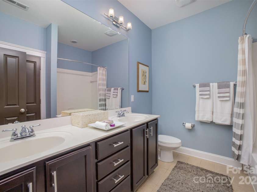 107 Iris Meadow Drive, Mooresville, NC 28115.  MLS# CAR4243383, YatesRealty ID 8123. 