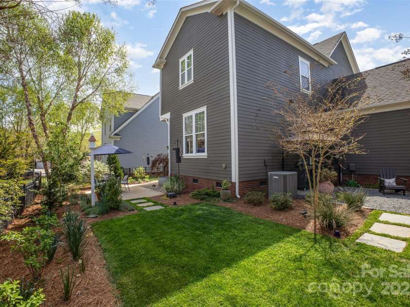 107 Iris Meadow Drive, Mooresville, NC 28115.  MLS# CAR4243383, YatesRealty ID 8123. 