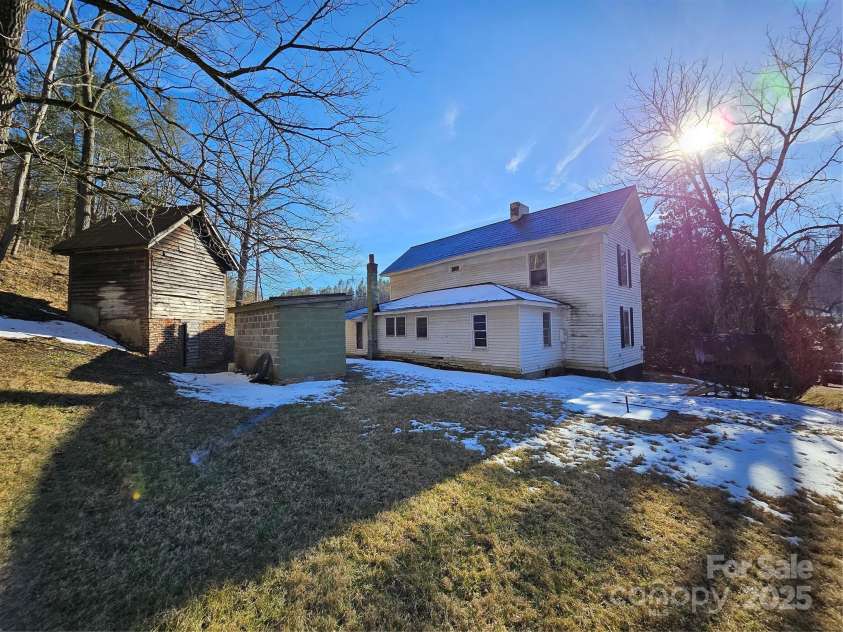 1327 Hwy 80 None, Bakersville, NC 28705.  MLS# CAR4214975, YatesRealty ID 8124. 