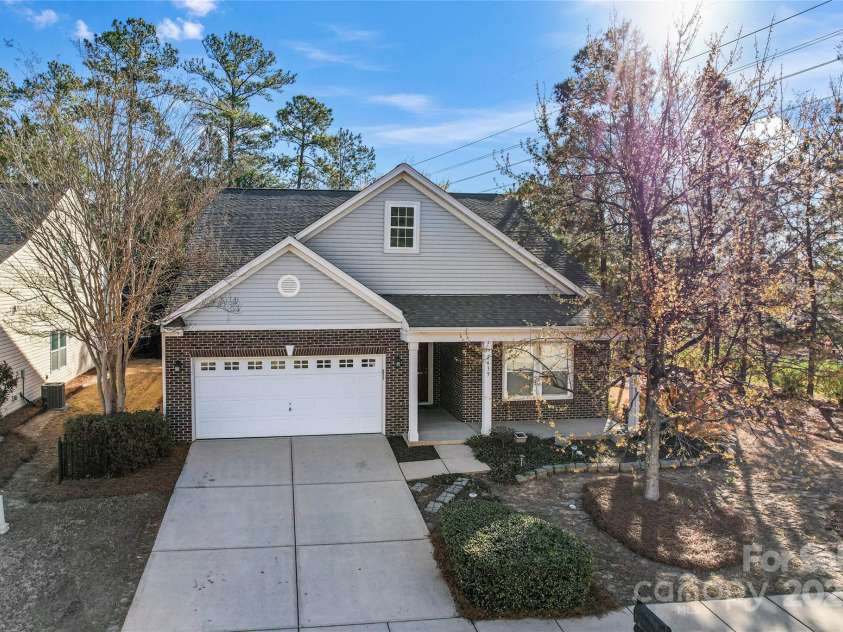 2439 Bergamot Street, Fort Mill, SC 29708.  MLS# CAR4223863, YatesRealty ID 8125. 