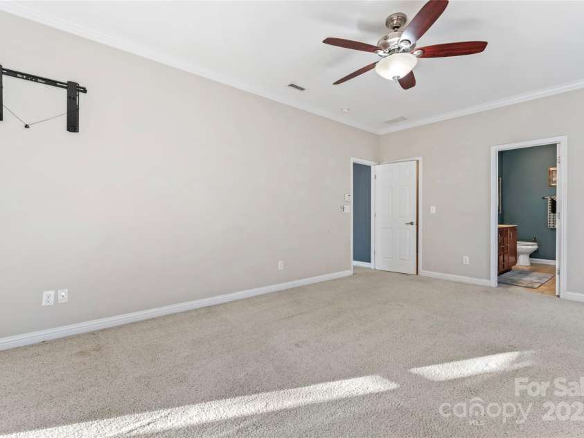 2439 Bergamot Street, Fort Mill, SC 29708.  MLS# CAR4223863, YatesRealty ID 8125. 