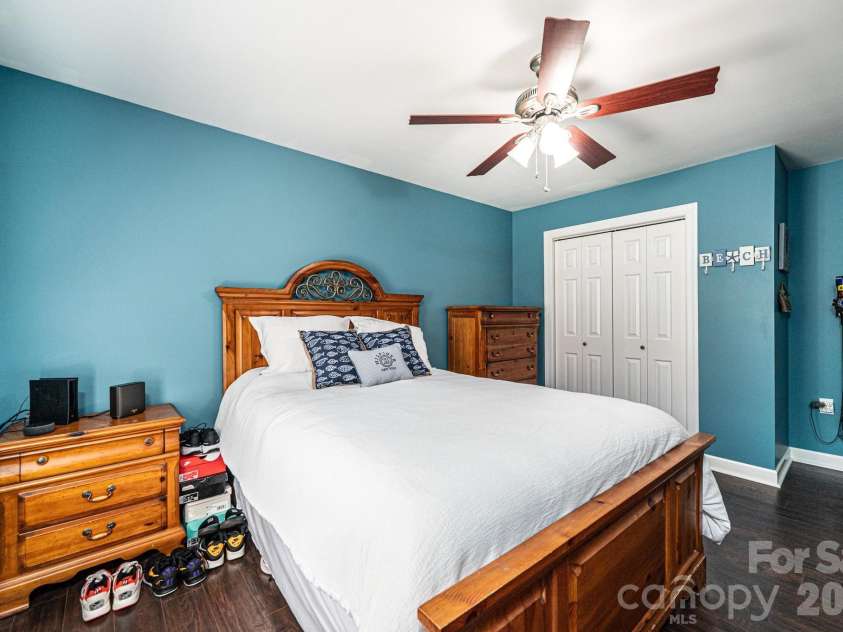 2586 Henry Falls Drive, Hickory, NC 28602.  MLS# CAR4365089, YatesRealty ID 8126. Bedroom 2