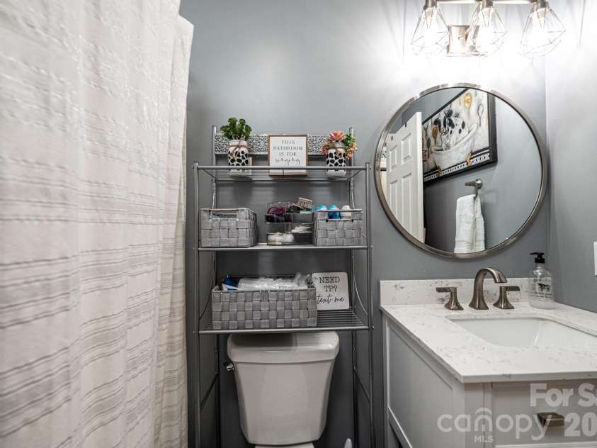 2586 Henry Falls Drive, Hickory, NC 28602.  MLS# CAR4365089, YatesRealty ID 8126. Hall Bathroom