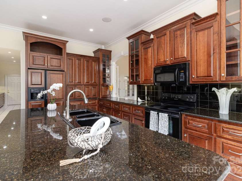 720 Miller Chapel Road, Salisbury, NC 28147.  MLS# CAR4173291, YatesRealty ID 8126. 