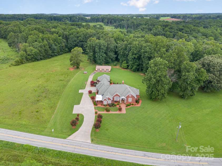 720 Miller Chapel Road, Salisbury, NC 28147.  MLS# CAR4173291, YatesRealty ID 8126. Back on the market refreshed with new paint throughout and several recent updates.  Now offered at a reduced price