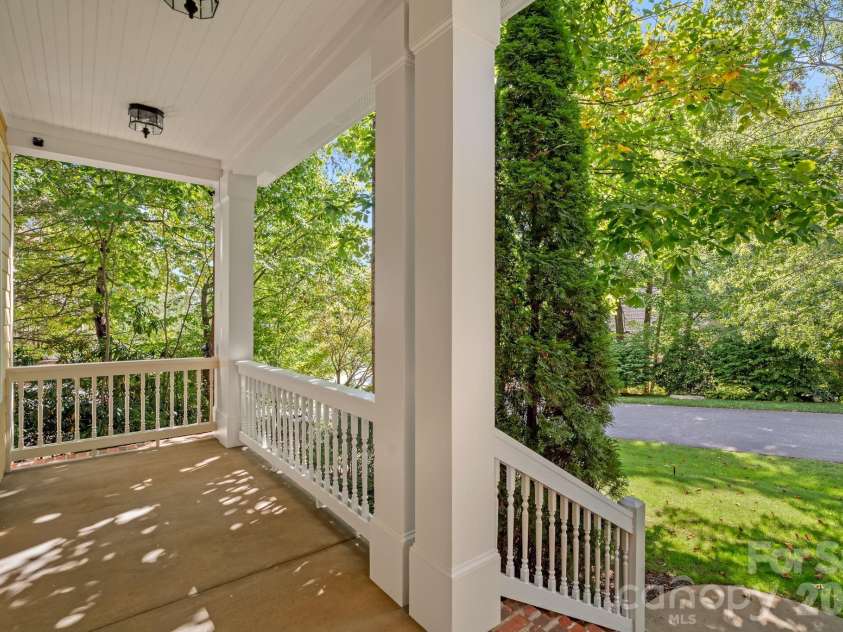 25 Owl Creek Lane, Fairview, NC 28730.  MLS# CAR4365115, YatesRealty ID 8127. 