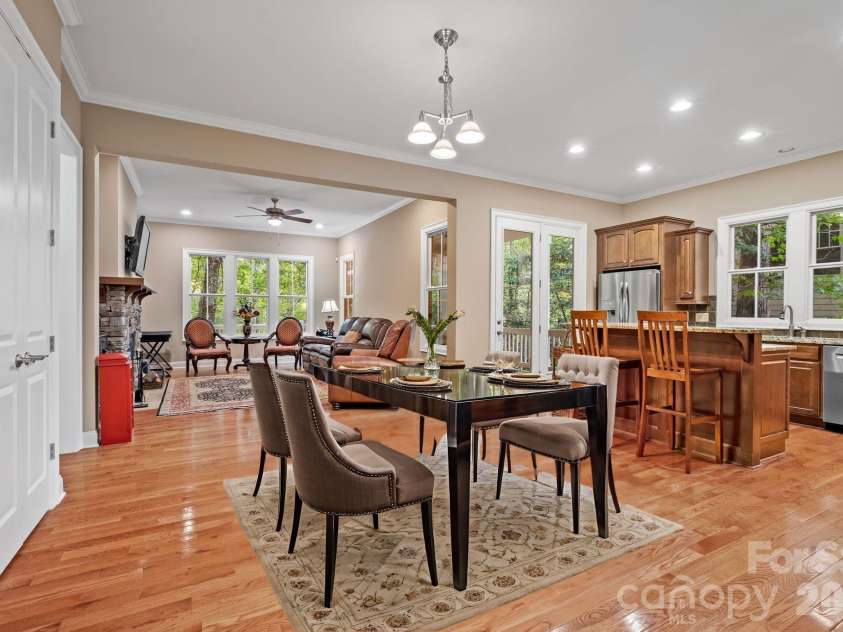 25 Owl Creek Lane, Fairview, NC 28730.  MLS# CAR4365115, YatesRealty ID 8127. 