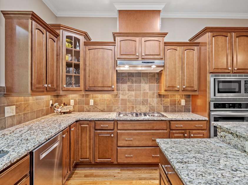 25 Owl Creek Lane, Fairview, NC 28730.  MLS# CAR4365115, YatesRealty ID 8127. 
