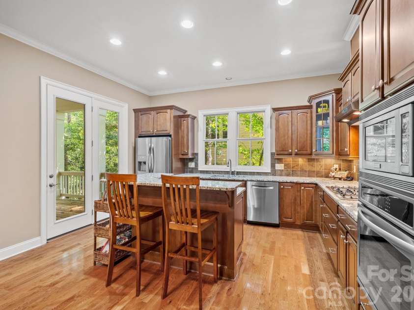 25 Owl Creek Lane, Fairview, NC 28730.  MLS# CAR4365115, YatesRealty ID 8127. 