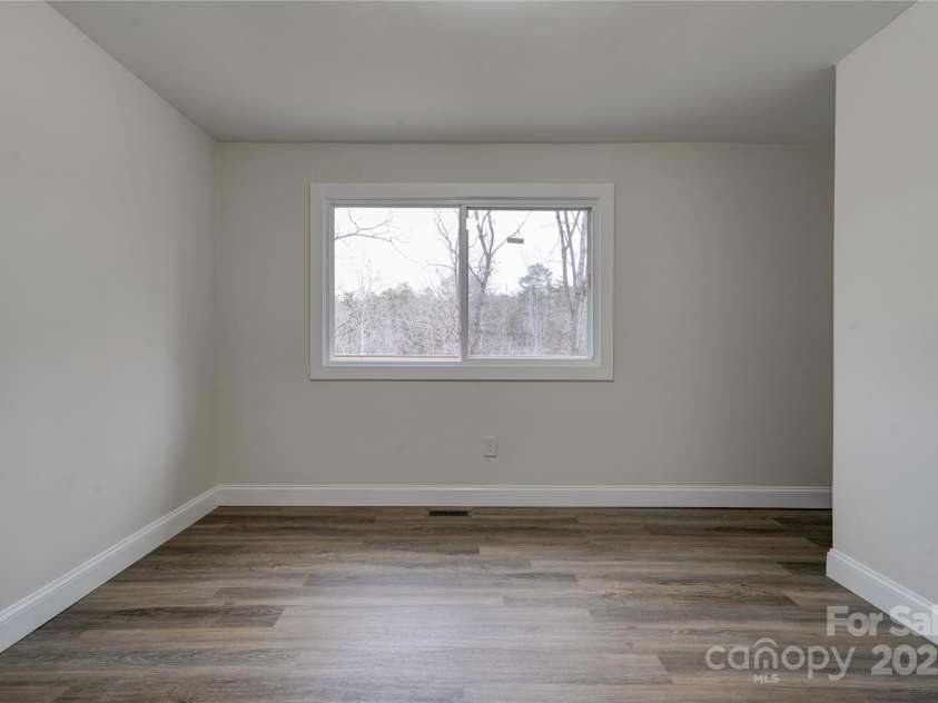 238 Lincoln Drive, Forest City, NC 28043.  MLS# CAR4270076, YatesRealty ID 8128. 