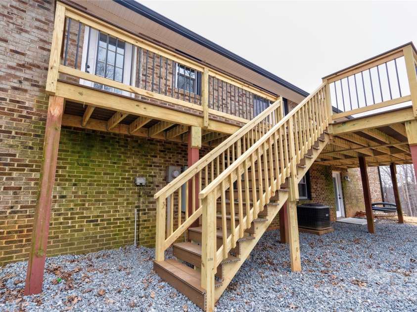 238 Lincoln Drive, Forest City, NC 28043.  MLS# CAR4270076, YatesRealty ID 8128. 