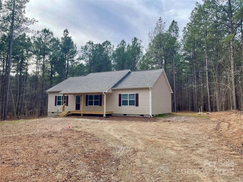 1194 Great Falls Highway, Chester, SC 29706.  MLS# CAR4216428, YatesRealty ID 8129. 