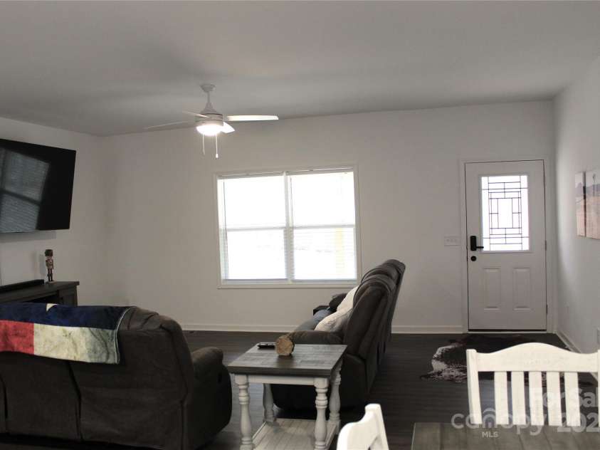 1194 Great Falls Highway, Chester, SC 29706.  MLS# CAR4216428, YatesRealty ID 8129. 