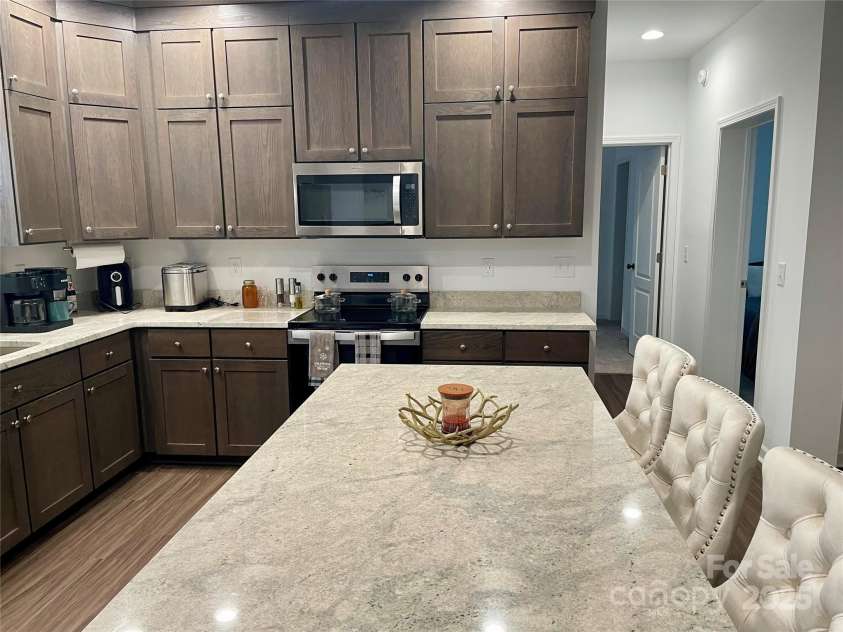 1194 Great Falls Highway, Chester, SC 29706.  MLS# CAR4216428, YatesRealty ID 8129. 