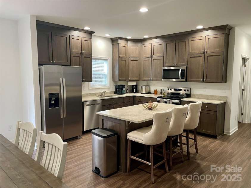 1194 Great Falls Highway, Chester, SC 29706.  MLS# CAR4216428, YatesRealty ID 8129. 