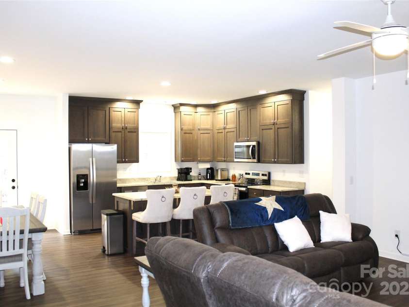 1194 Great Falls Highway, Chester, SC 29706.  MLS# CAR4216428, YatesRealty ID 8129. 