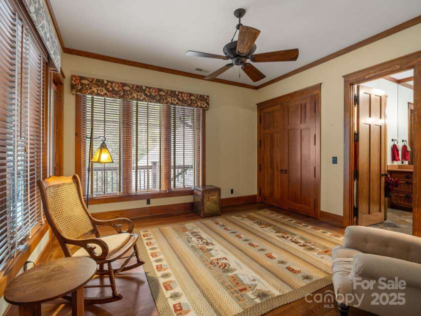 900 Fairview Farms Road, Campobello, SC 29322.  MLS# CAR4319715, YatesRealty ID 813. 