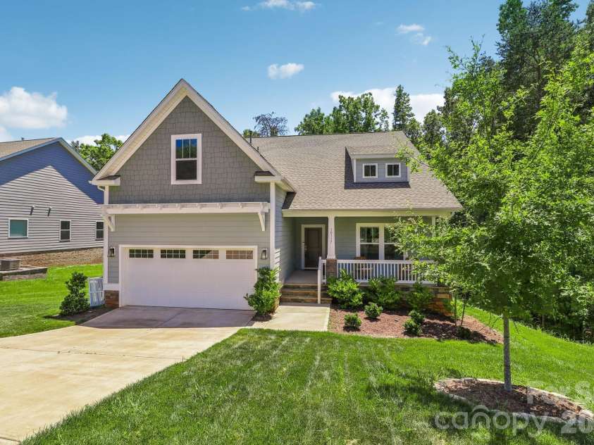 10117 Lakeshore Drive, Lancaster, SC 29720.  MLS# CAR4365175, YatesRealty ID 8130. 