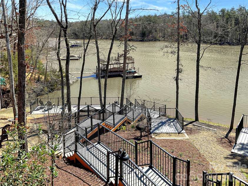 10117 Lakeshore Drive, Lancaster, SC 29720.  MLS# CAR4365175, YatesRealty ID 8130. 
