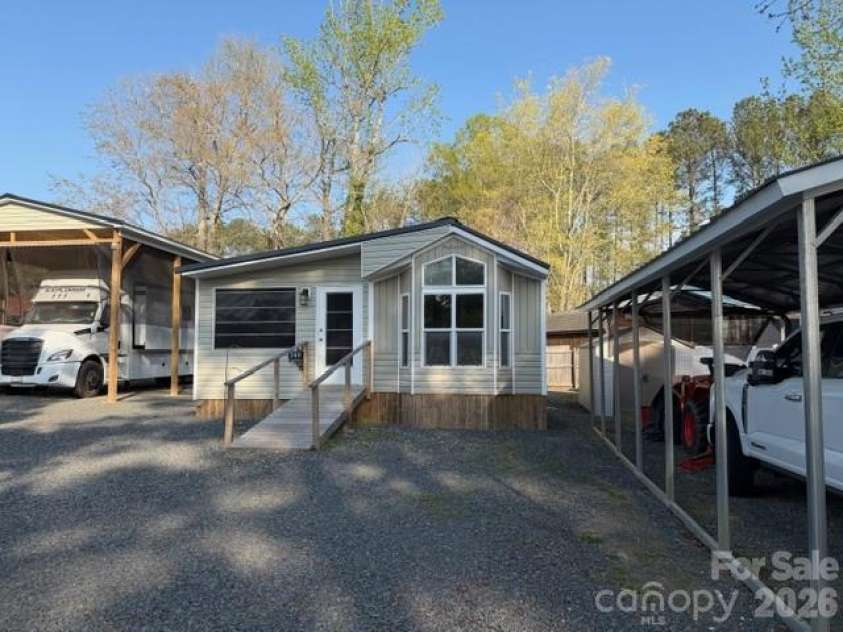 140 Hide A Way Trail, Mount Gilead, NC 27306.  MLS# CAR4365293, YatesRealty ID 8132. 