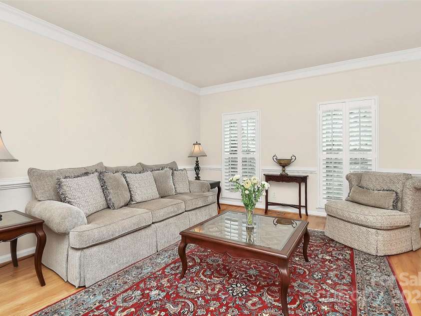 9800 Deer Brook Lane, Charlotte, NC 28210.  MLS# CAR4228341, YatesRealty ID 8132. 