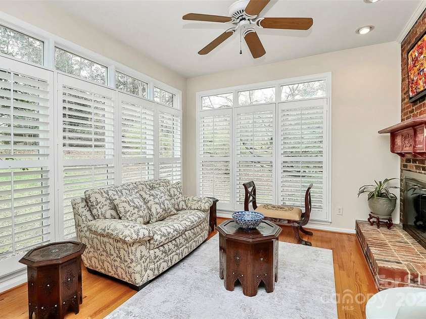 9800 Deer Brook Lane, Charlotte, NC 28210.  MLS# CAR4228341, YatesRealty ID 8132. 
