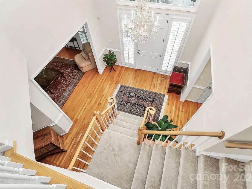 9800 Deer Brook Lane, Charlotte, NC 28210.  MLS# CAR4228341, YatesRealty ID 8132. 