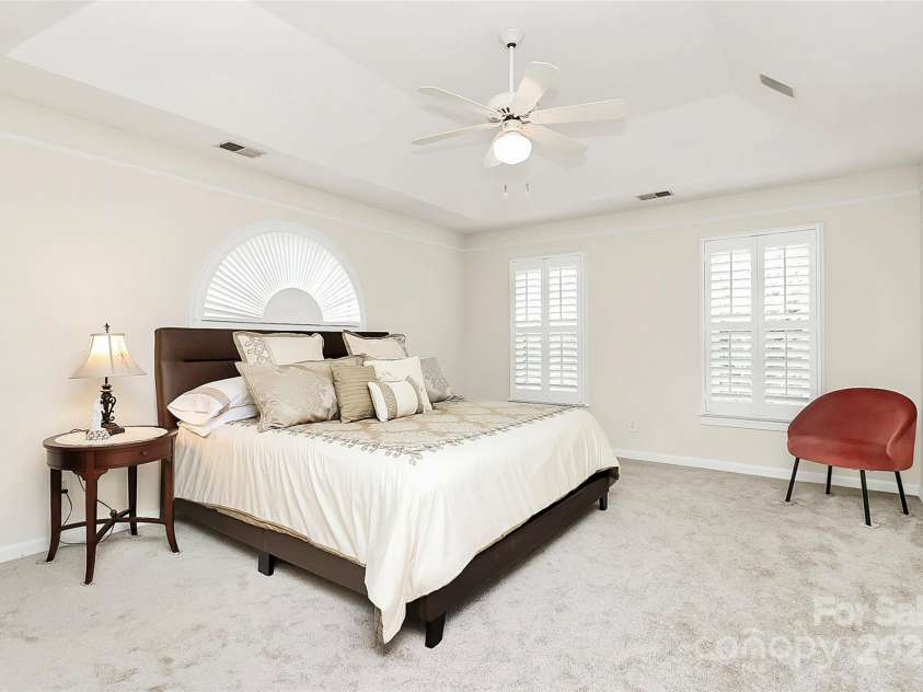 9800 Deer Brook Lane, Charlotte, NC 28210.  MLS# CAR4228341, YatesRealty ID 8132. 