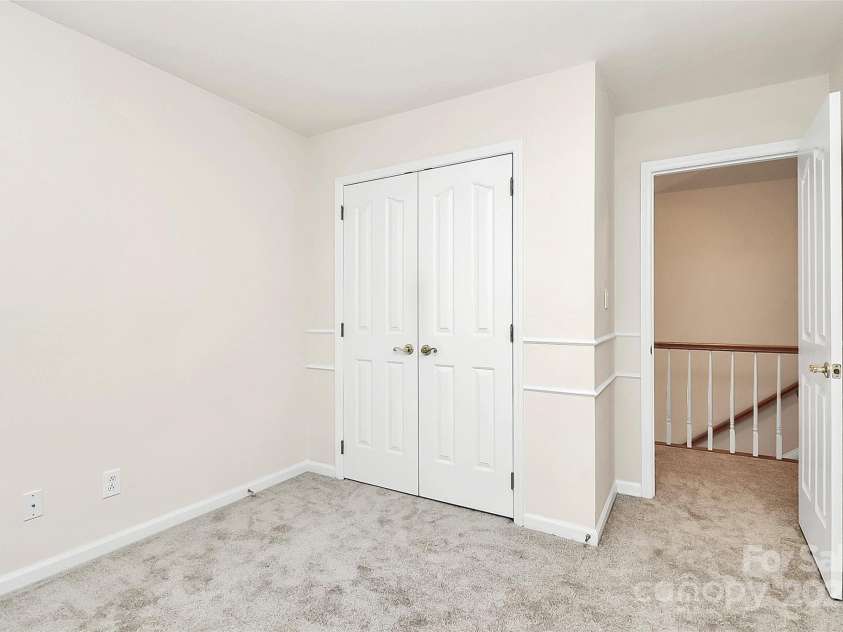9800 Deer Brook Lane, Charlotte, NC 28210.  MLS# CAR4228341, YatesRealty ID 8132. 