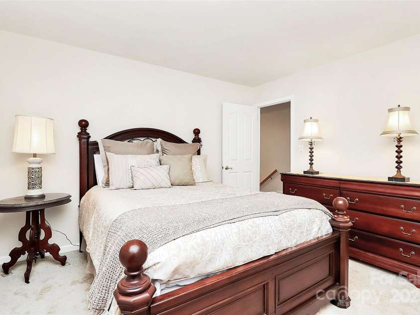9800 Deer Brook Lane, Charlotte, NC 28210.  MLS# CAR4228341, YatesRealty ID 8132. 