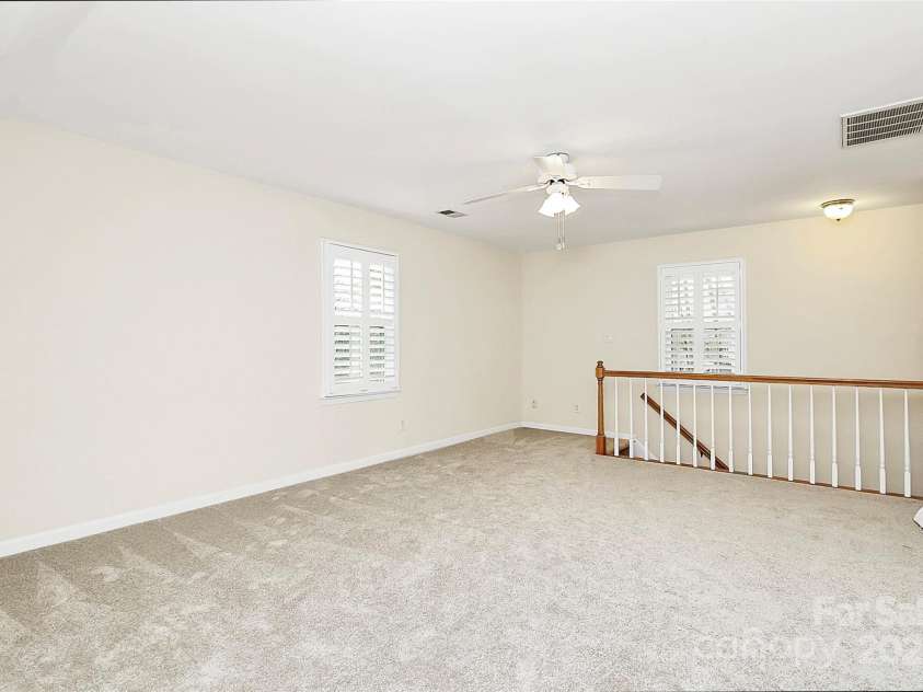9800 Deer Brook Lane, Charlotte, NC 28210.  MLS# CAR4228341, YatesRealty ID 8132. 