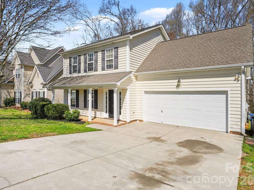 183 Everett Park Drive, Mooresville, NC 28115.  MLS# CAR4355004, YatesRealty ID 8133. 