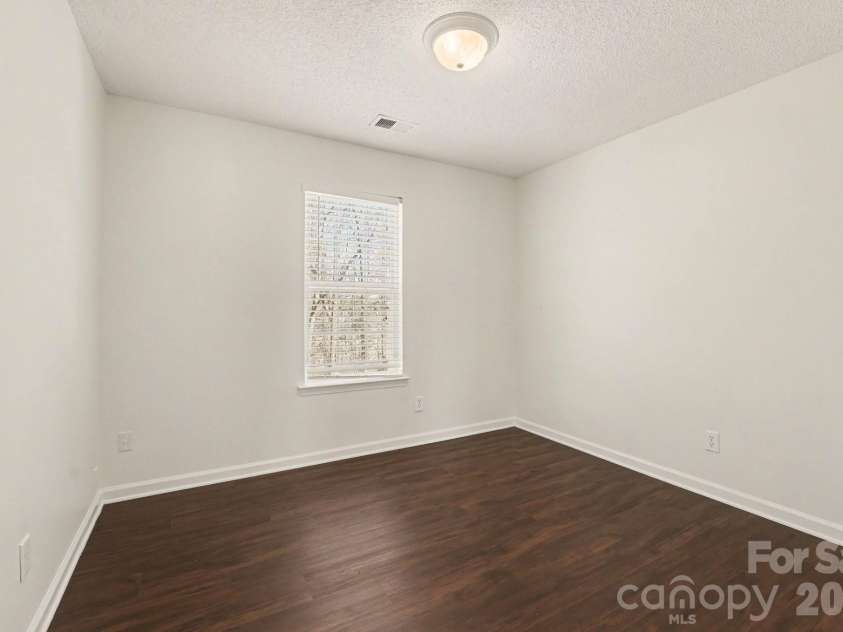 183 Everett Park Drive, Mooresville, NC 28115.  MLS# CAR4355004, YatesRealty ID 8133. 