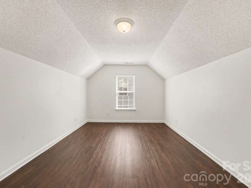 183 Everett Park Drive, Mooresville, NC 28115.  MLS# CAR4355004, YatesRealty ID 8133. 