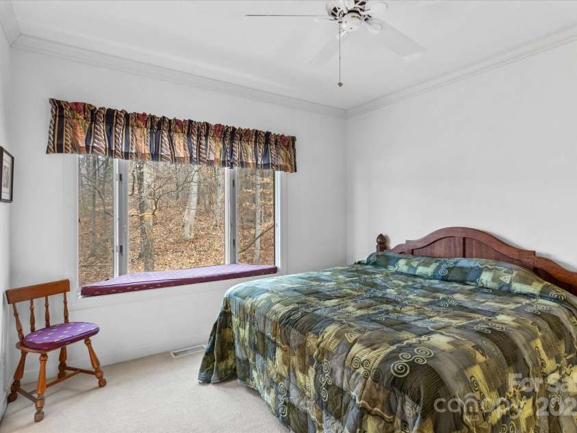 98 Fox Trail, Tryon, NC 28782.  MLS# CAR4232622, YatesRealty ID 8133. More bedrooms.