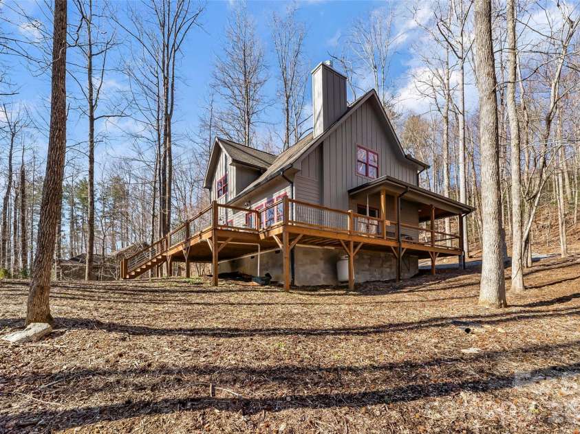 43 Clinchfield Gap Road, Marion, NC 28752.  MLS# CAR4338640, YatesRealty ID 8135. 