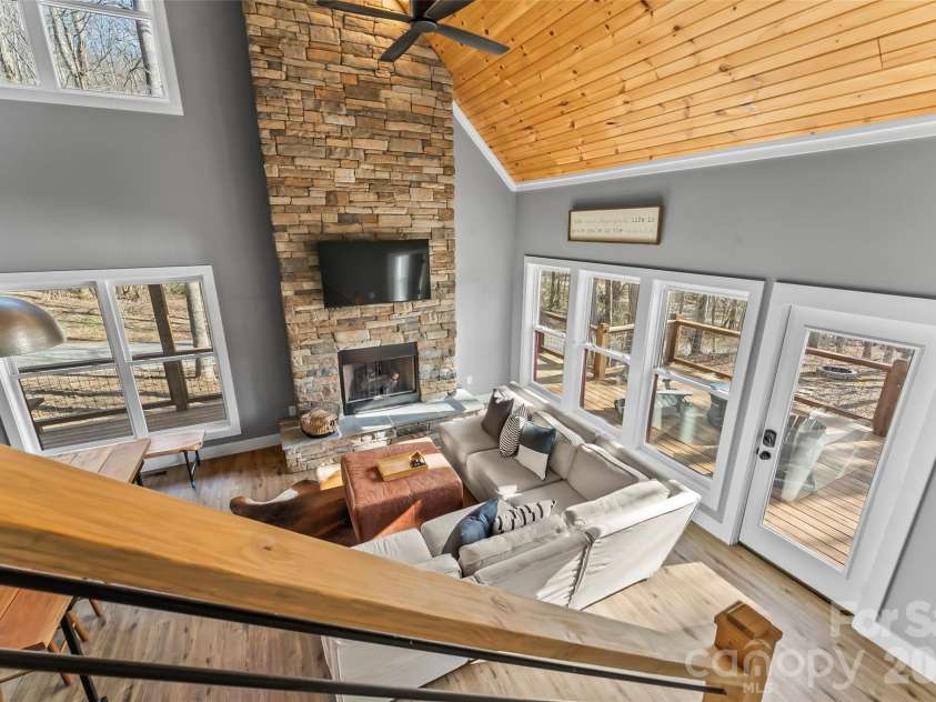 43 Clinchfield Gap Road, Marion, NC 28752.  MLS# CAR4338640, YatesRealty ID 8135. 