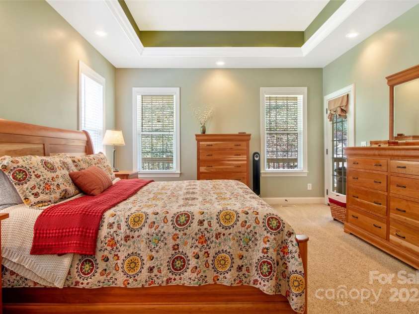 74 Old Logging Trail, Hendersonville, NC 28739.  MLS# CAR4241041, YatesRealty ID 8136. 