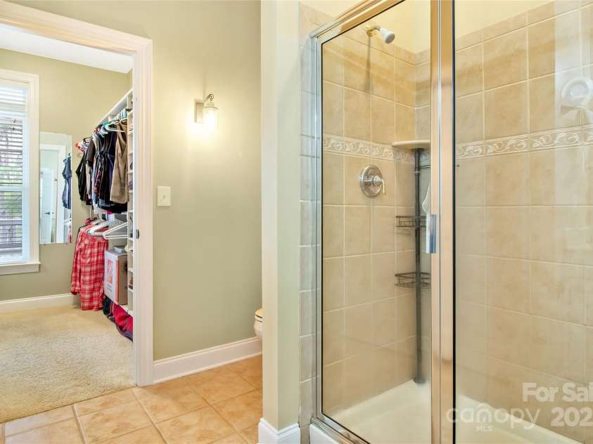 74 Old Logging Trail, Hendersonville, NC 28739.  MLS# CAR4241041, YatesRealty ID 8136. 