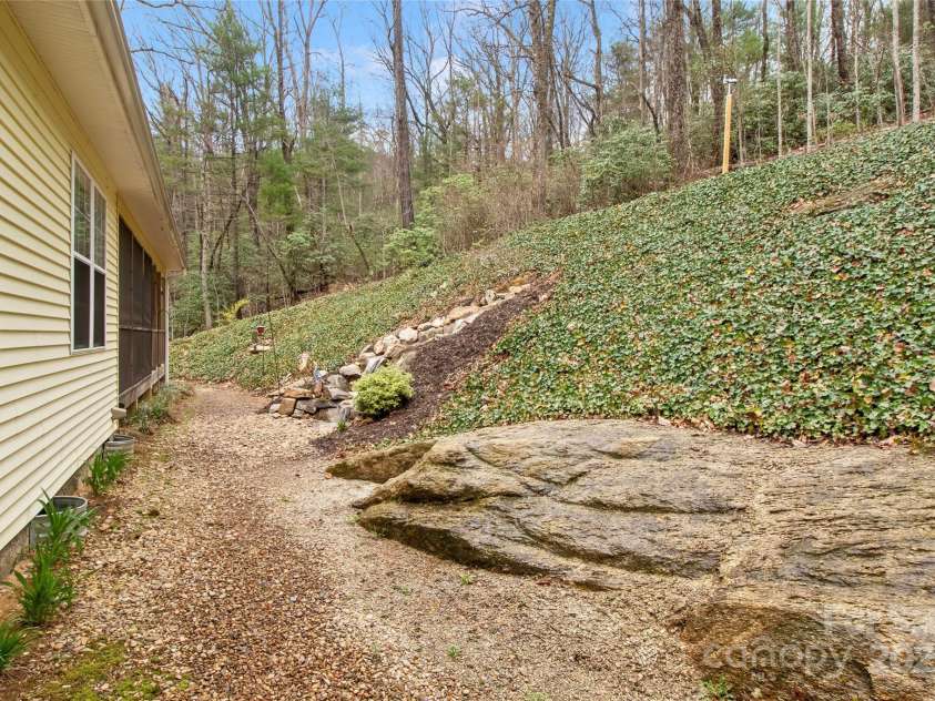 74 Old Logging Trail, Hendersonville, NC 28739.  MLS# CAR4241041, YatesRealty ID 8136. 
